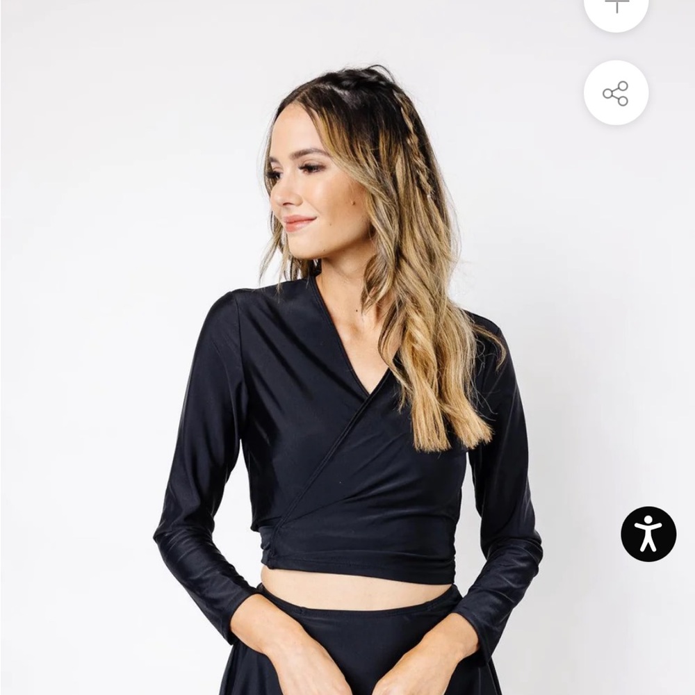 Kortni Jeane WRAP TOP RASHGUARD | SOLID